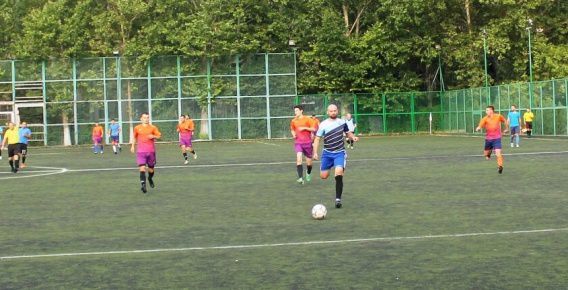 На чемпионате города Николаева по футболу наступает время решающих матчей