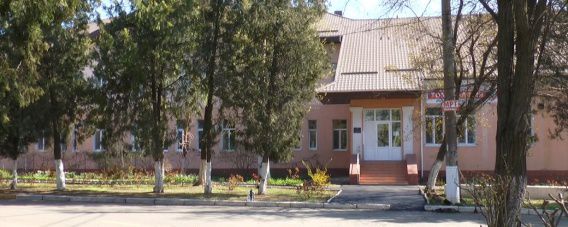 Судья выдал ордер на обыск в Николаевской инфекционке по подозрению в "предположительно необоснованных" доплатах врачам