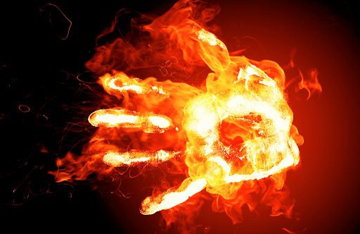 В Киеве мужчина предпринял попытку самосожжения во время парада ко Дню Независимости