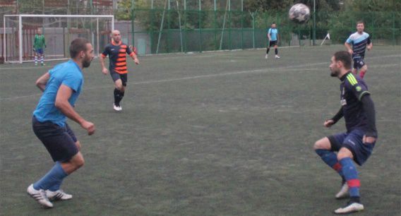 Покер Приходько принес победу «Лескам» в чемпионате Николаева по футболу