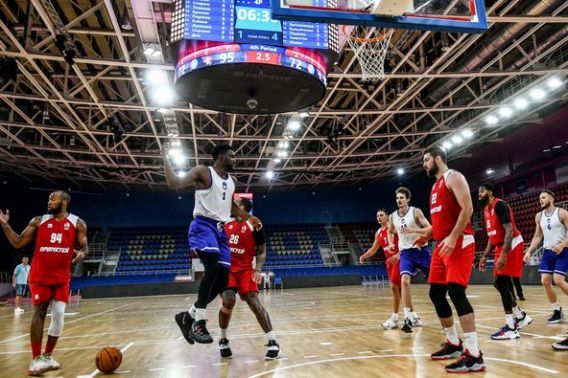 Победителя баскетбольного мемориала Вячеслава Гаврилова определили с помощью заброшенных и пропущенных мячей