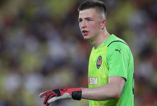 Сборная Украины накануне старта отборочного цикла ЧМ-2022 по футболу теряет двух вратарей