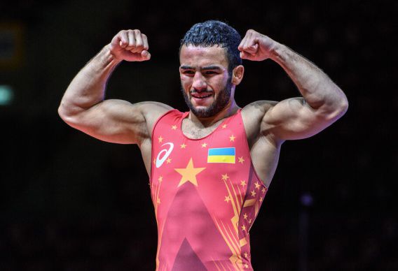 Борец Парвиз Насибов уже с олимпийской медалью. Но какой? (обновлено)