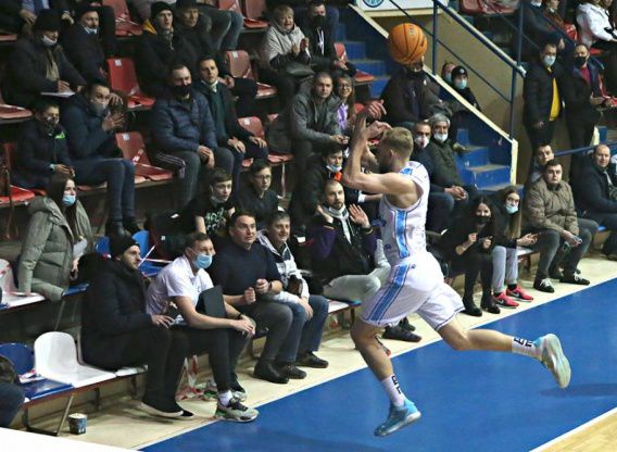 Форвард МБК «Николаев» Приймак поменял команду