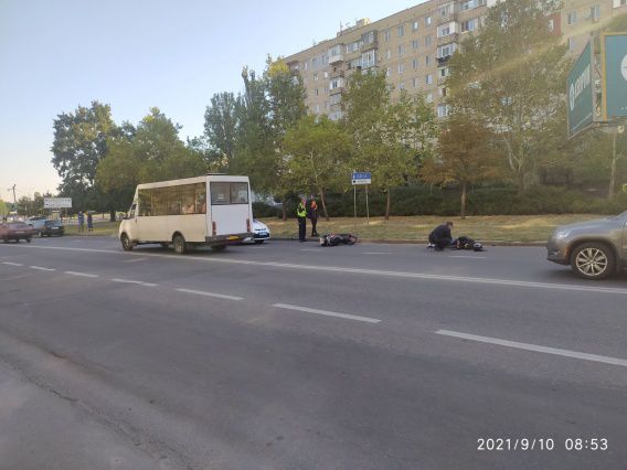 Утром в Николаеве разбился мопедист