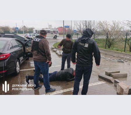 Следователи Николаевского ГБР отдали полицейского под суд из-за бани