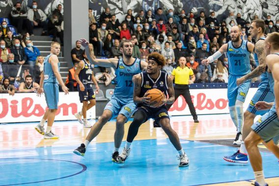 В украинской баскетбольной суперлиге сыгран первый матч