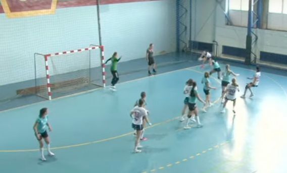 Гандболистки николаевского «Реала» начали суперлигу с двух тяжелых матчей с «Карпатами»