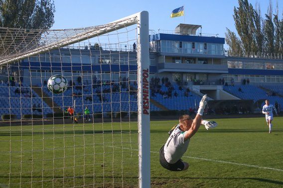 Дубль Кравченко и победа МФК "Николаев" над "Скоруком"