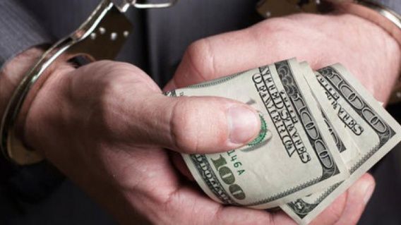 Двоим киевлянам, «продававшим» должность николаевского губернатора, продлили арест