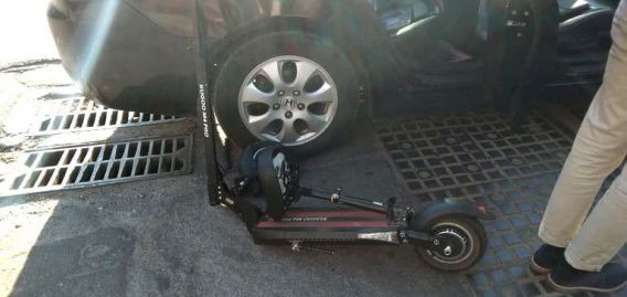 За ДТП на самокатах уже наказывают тюрьмой: почему растет число аварий