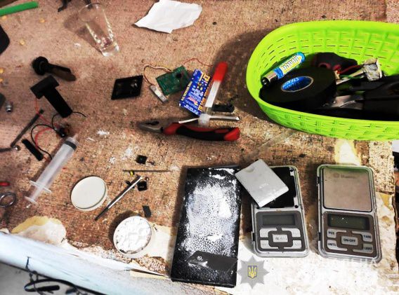 Николаевец в своей квартире организовал нарколабораторию