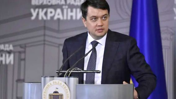 Больше не спикер. Разумкова отправили в отставку с поста главы Рады
