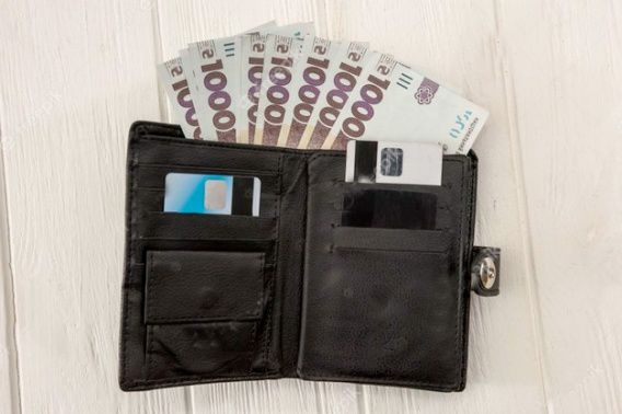 Деньги и ресурс есть: Кабмин предлагает повысить минимальную зарплату до 7700 грн.