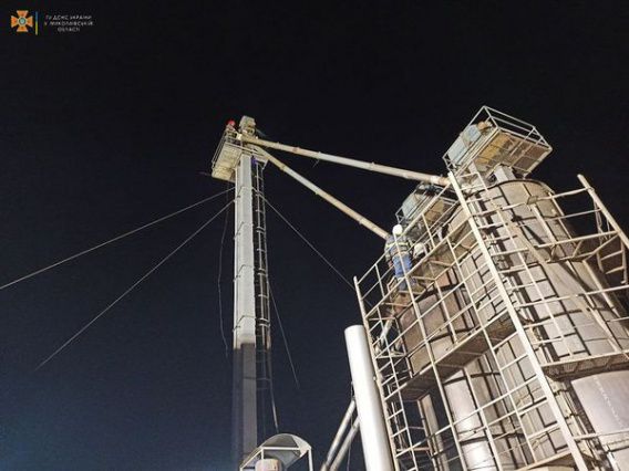 Сегодня ночью в Николаевской области горело оборудование аграрного предприятия