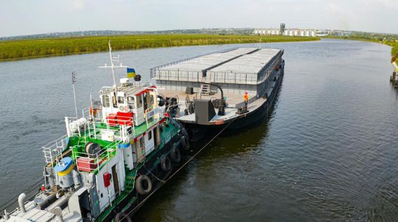 Еще одна фирма начала перевозить зерно по Южному Бугу