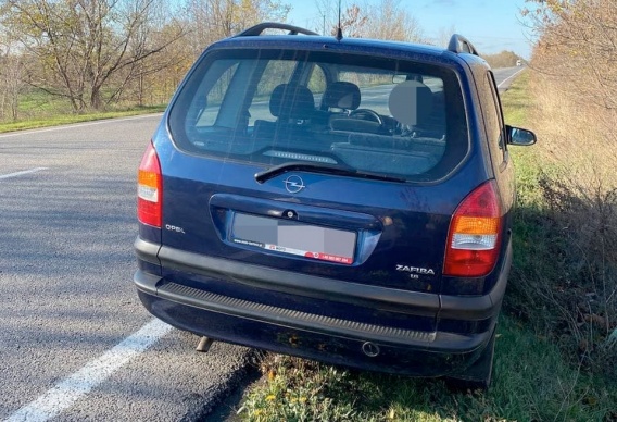 На Одесской трассе полицейские остановили нарушителя с «нарисованными» правами