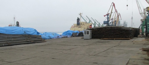 Фонд госимущества выставил на торги складскую площадку в Николаевском морпорту