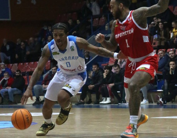 МБК «Николаев» покинули американские легионеры