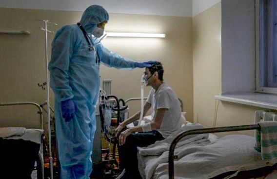 Федорова рассказала, как быстро легкая форма коронавируса переходит в тяжелую