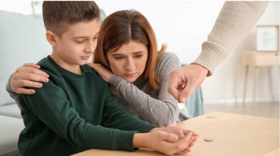 Размер алиментов увеличится с 1 декабря: на какую сумму и кого касается