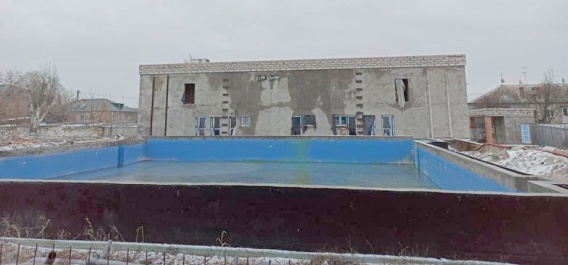 Баштанцы остались без обещанного плавательного бассейна и 13 миллионов гривен