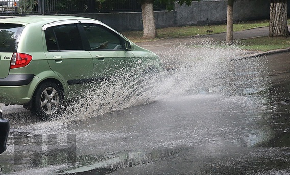 Ливни и штормовой ветер обещают синоптики николаевцам в ближайшие сутки