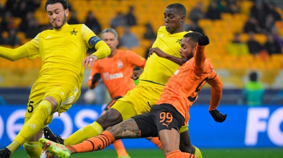 Лига чемпионов: "Шахтер" умудрился упустить победу в последние секунды и покидает еврокубки