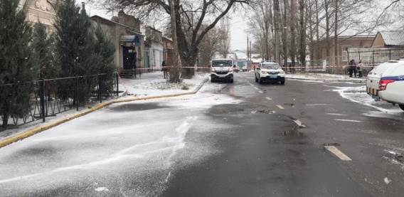 Суд Заводского района обыскивают из-за сообщения о мужчине с гранатой