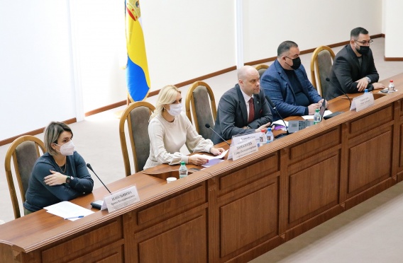 Програма медичних гарантiй у 2022-му фiнансово i якiсно змiцнить лiкарнi Миколаївщини - Ганна Замазєєва