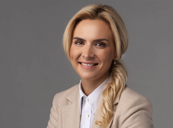 Председатель Николаевского облсовета Анна Замазеева поздравляет с новогодними и рождественскими праздниками