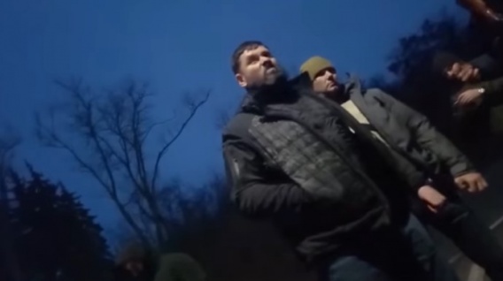 Замминистра МВД устроил разборки на блокпосту на Донетчине: видео можно разбирать на "цитаты"