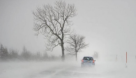 Николаевцам посоветовали воздержаться от поездок во вторник из-за надвигающейся непогоды