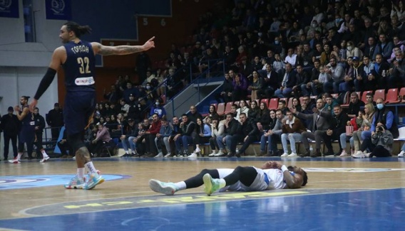 МБК «Николаев» сегодня вечером играет в Киеве