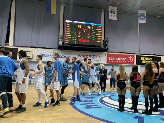 «Днепр» увозит из Николаева трудную победу