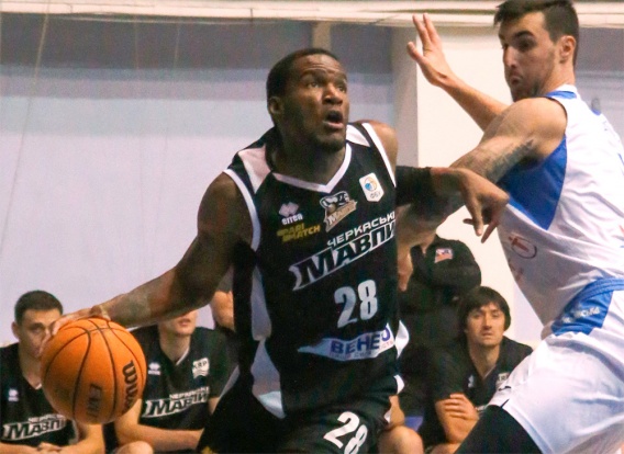 Американский баскетболист из «Черкасских Мавп» покинул Украину, потому что испугался войны с Россией