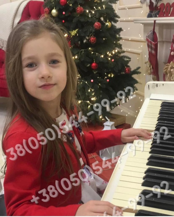 За жизнь Даши Шевченко из Николаева боролись медики в Стамбуле, но нужна еще операция