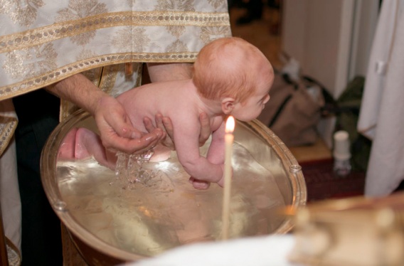 Церковный календарь-2022: когда можно и когда нельзя крестить ребенка