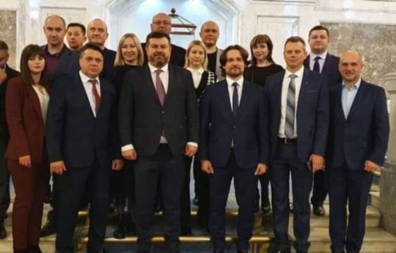 Николаевская областная организация партии «Слуга Народа поздравляет с Новым годом!