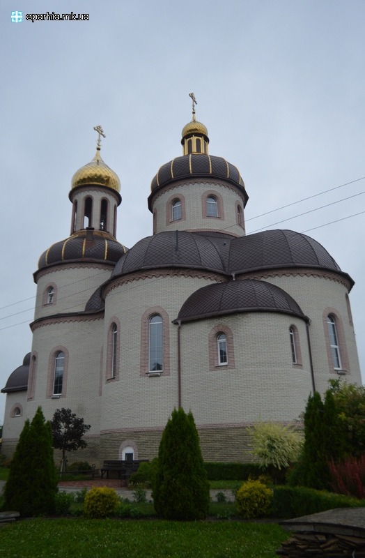 13.07.2022 Архіпастирі помолились за упокій родичів Нечуй-Левицького.