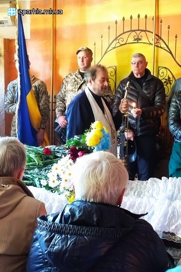 15.10.2022 Священник совершил отпевание военнослужащего