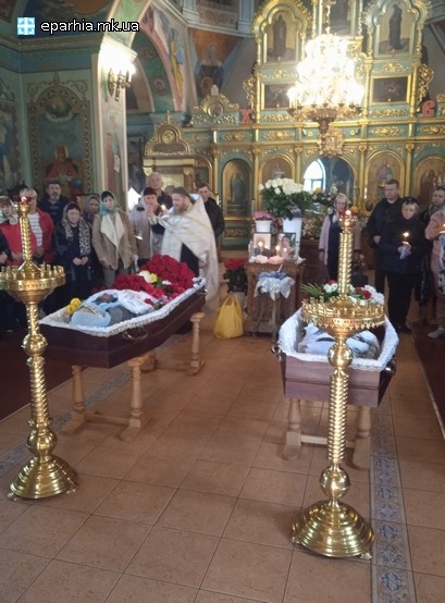 15-17.10.2022  Священники Миколаївської єпархії відспівали убієнних під час бомбардувань