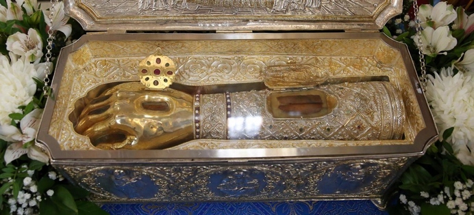 8 листопада - пам'ять святого Димитрія Солунського