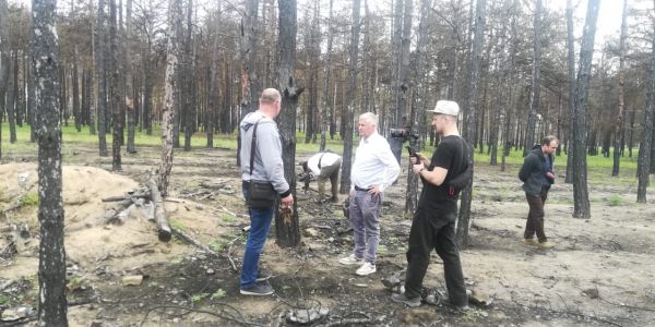 В Николаев приехала группа документалиста Ника Лазаредиса: снимают фильм о катастрофических последствиях войны для экологии