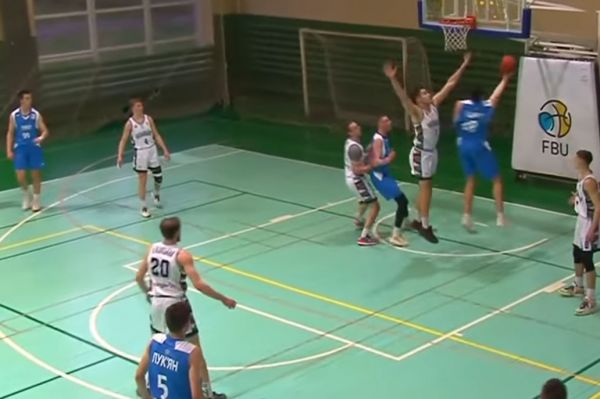 «Нико-Баскет» заставил немного понервничать в игре с БК «Хмельницкий»