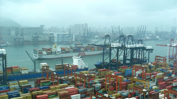 Крупнейшая логистическая компания Китая прекратила отгрузки в Россию после визита Си Цзиньпина