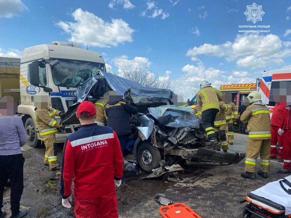 На трассе М-14 многокилометровая пробка: произошла авария с участием четырех автомобилей