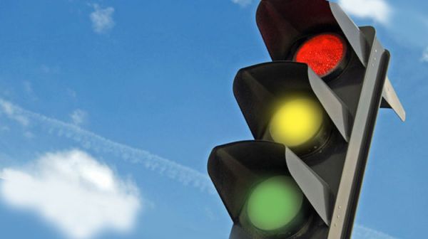 Завтра на двух оживленных николаевских перекрестках целый день не будут работать светофоры