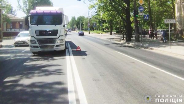 В центре Николаева фура задавила женщину