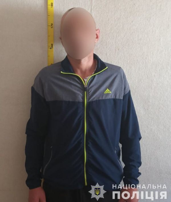 В Николаевской области мужчину чуть не зарезали в доме его бывшей сожительницы